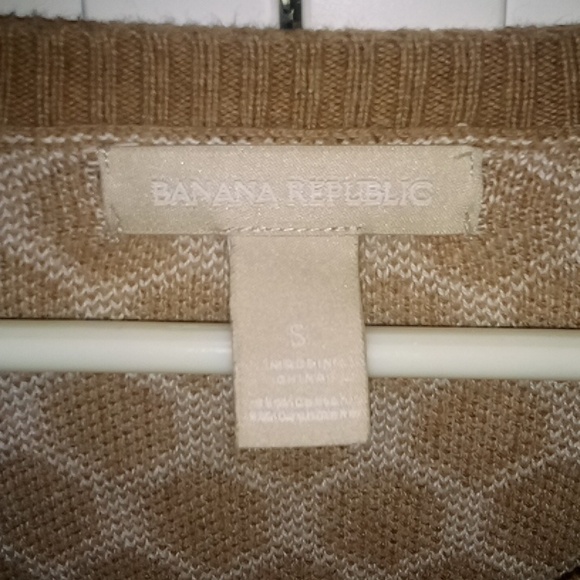 Banana Republic (size small) Beige Hexagon Sweater - Picture 2 of 4